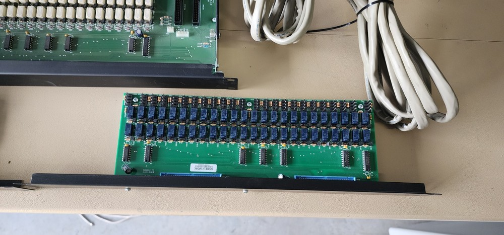 BOGEN MULTICOM-2000 CONTROLLER WITH 7 CARDS POWER SUPPLY ETC READ