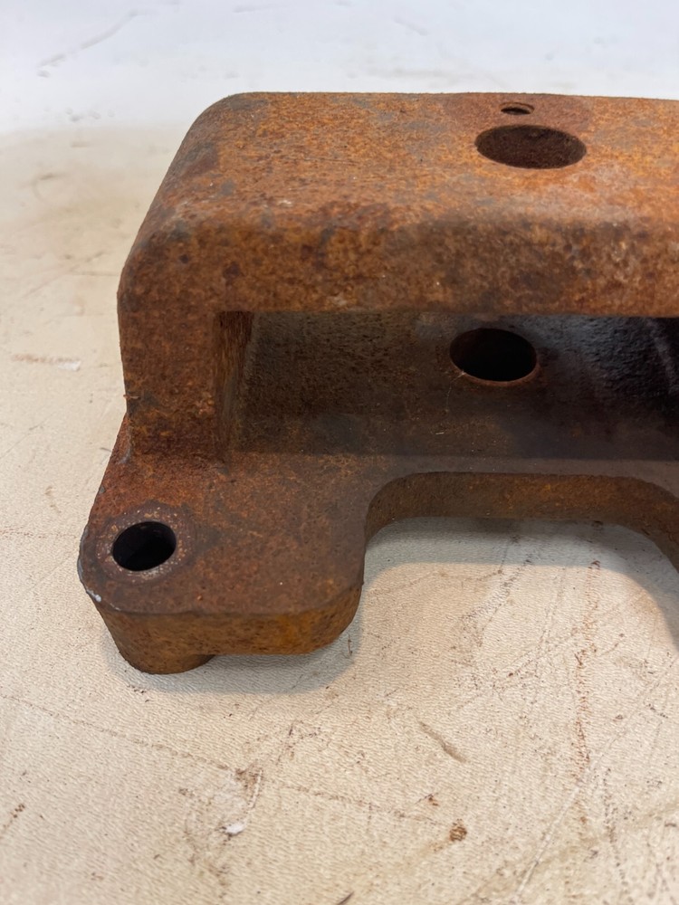 1988 Case IH 585 Tractor Hitch Drawbar Anchor Bracket