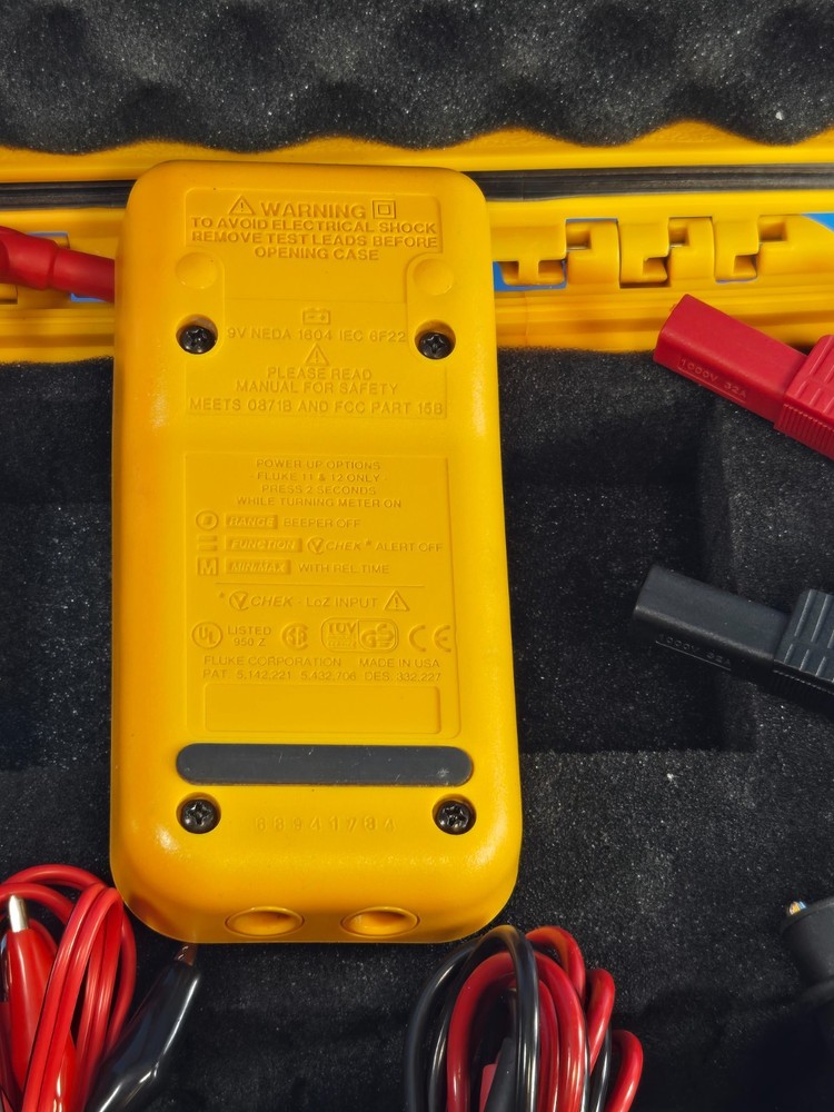 Fluke 7-600 Electrical Tester Meter Multimeter !