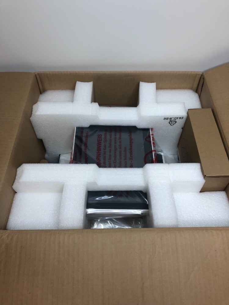 ELO PayPoint E346732 Android Open Source 13.3'' 32GB  3GB AIO POS System white