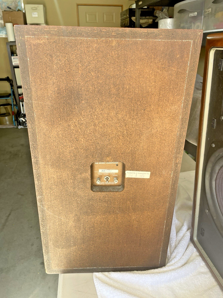 Original Large Advents / Walnut Cabinets / Excellent Condition /