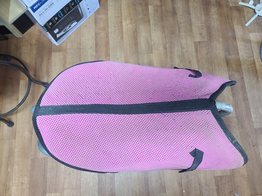 Antislip Fitted Pink Saddle Pad