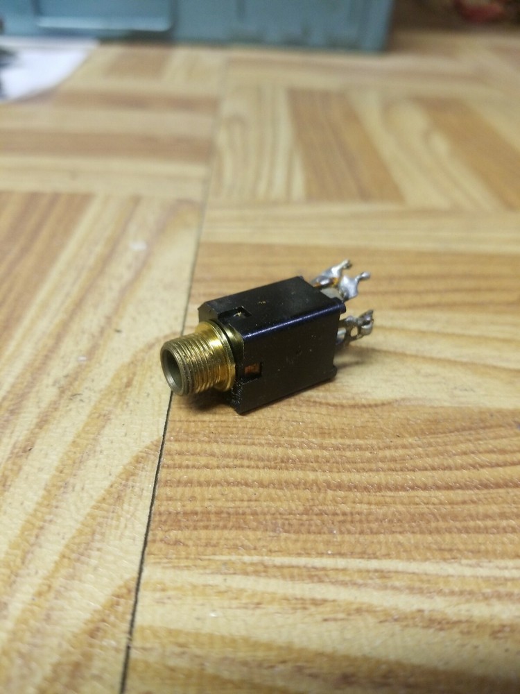 Dynaco pat-4 preamp Headphone jack