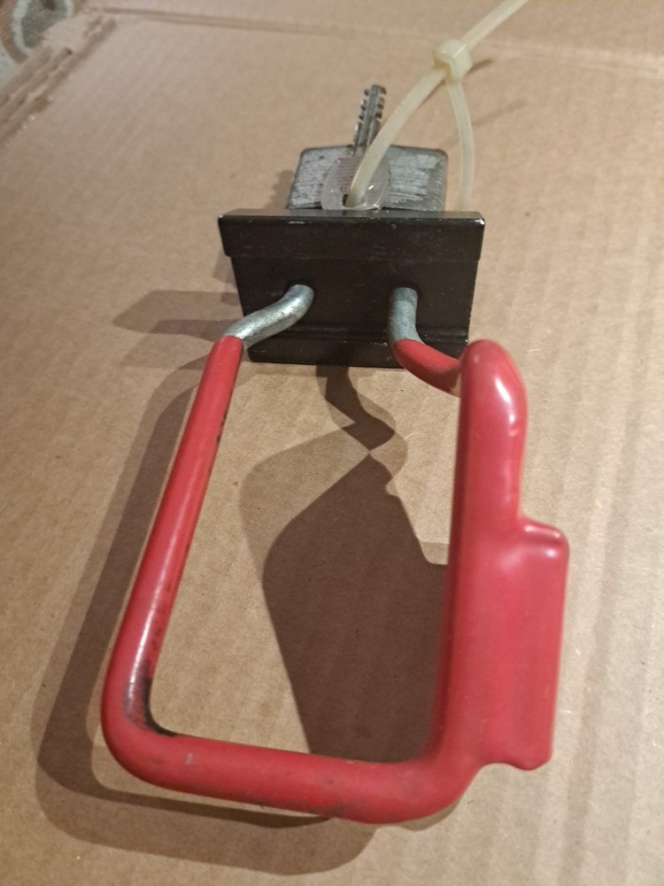 ATV, JETSKI, SNOWMOBILE THROTTLE LOCK