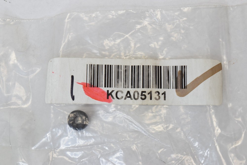 Konica Minolta KCA05131 Grommet