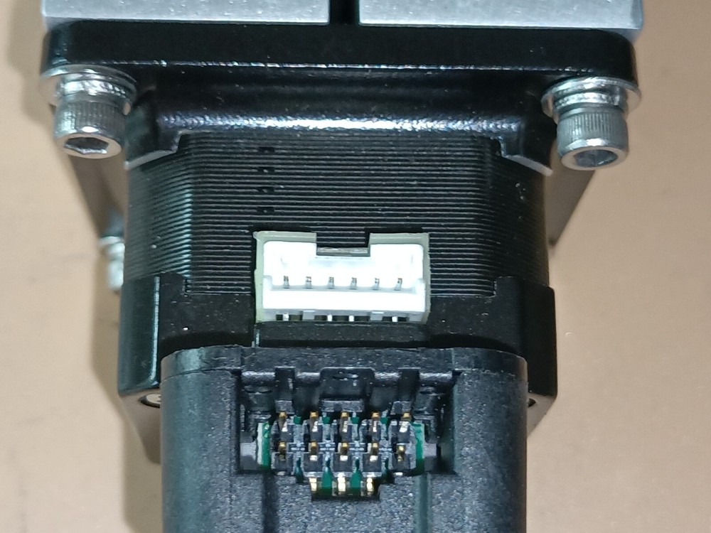 lam 715-067400-100A with encoder AMETEK 43H4A-2.33-072