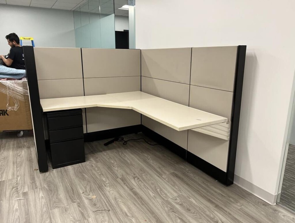 Herman Miller Ethospace 6x6 Pre Owned Cubicles