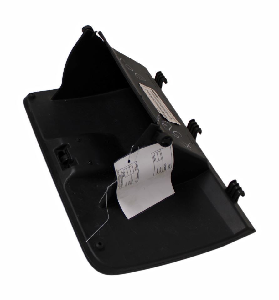 FUSION 2006 Glove Box 1487802