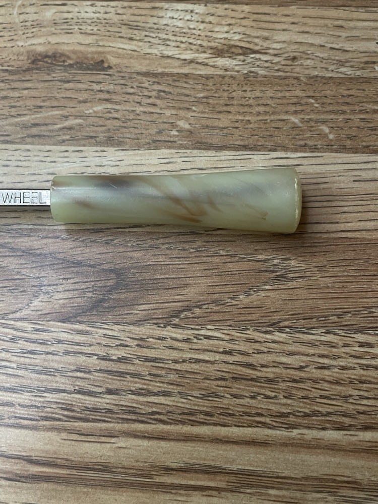 Vintage Bakelite Dritz Tracing Wheel