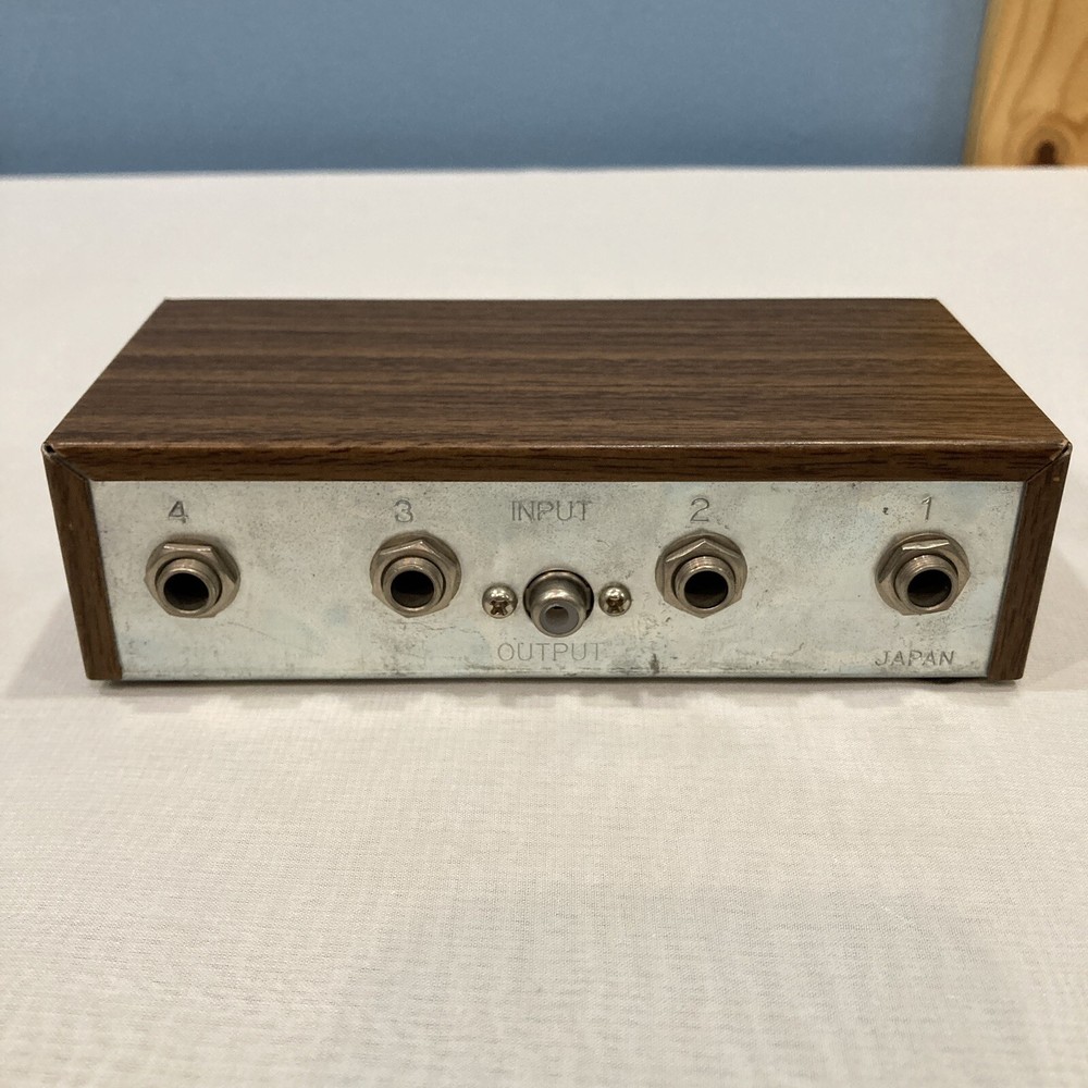 Olson RA-345 Portable Solid State 4 Channel Microphone Mixer Tested