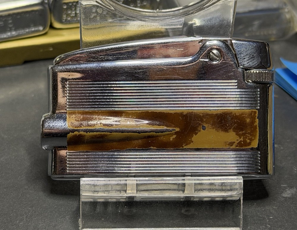 Vintage Ronson Varaflame Adonis / SPARKS