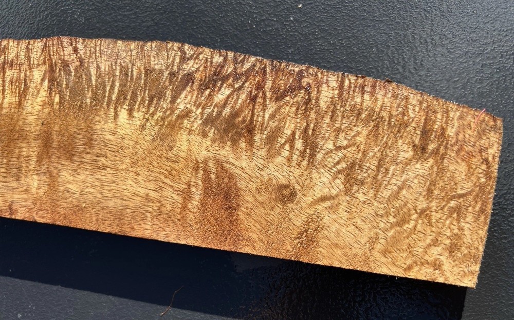 Hawaiian Curly Mango Board #14310