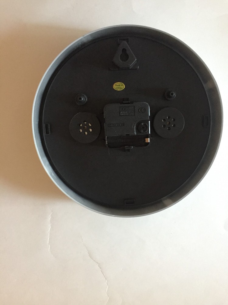 Quartz Clock Analog with Temperature and Humidity 8"