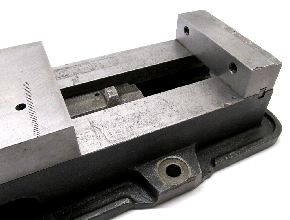 KURT ANGLOCK 6" MILLING MACHINE VISE - #D60
