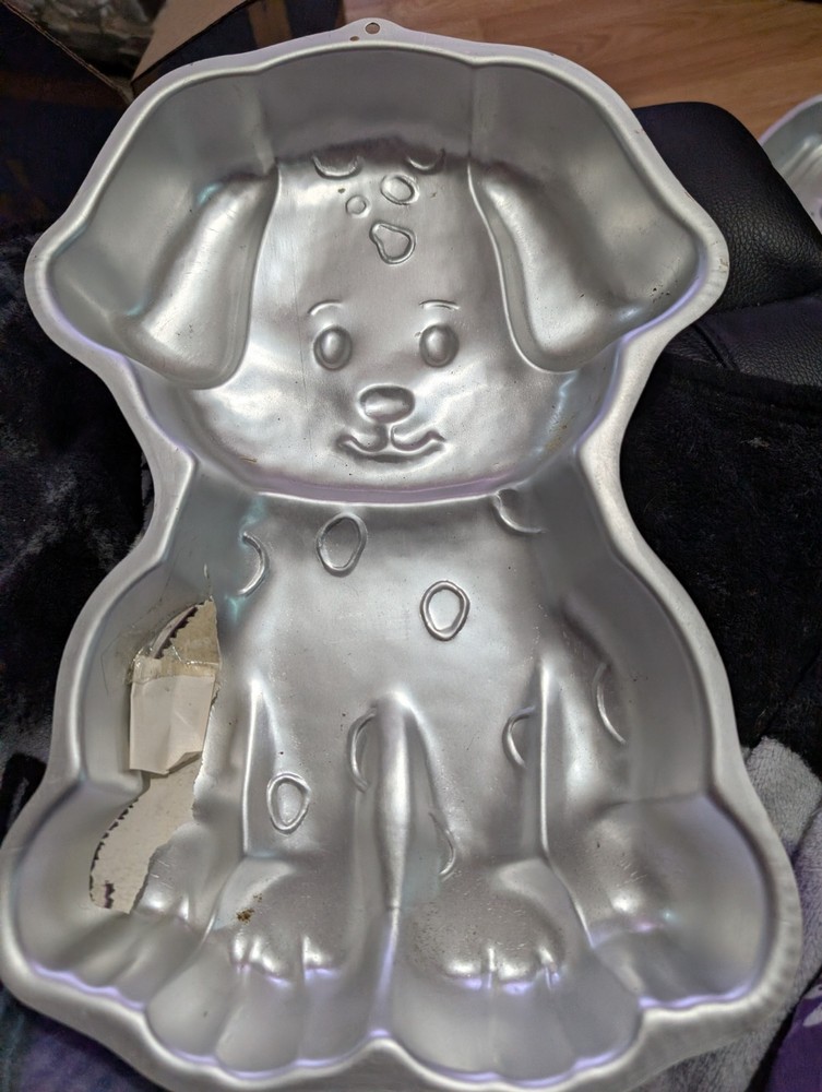 Wilton 1993 Dalmatian Cake Pan