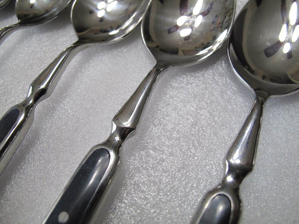NEW Hampton Silversmiths 8 pc Soup Spoons Fiero Cobalt Blue Stainless Flatware