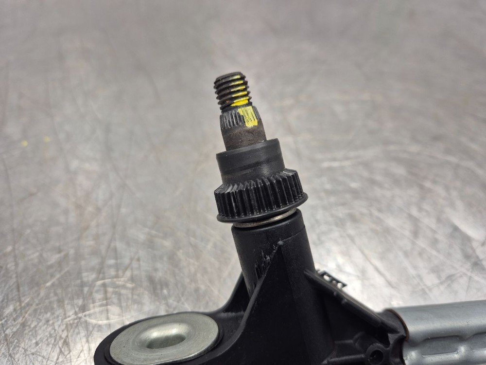 BMW Front Wiper Motor & Linkage E81 E82 E87 E88 1 SERIES 61617192964