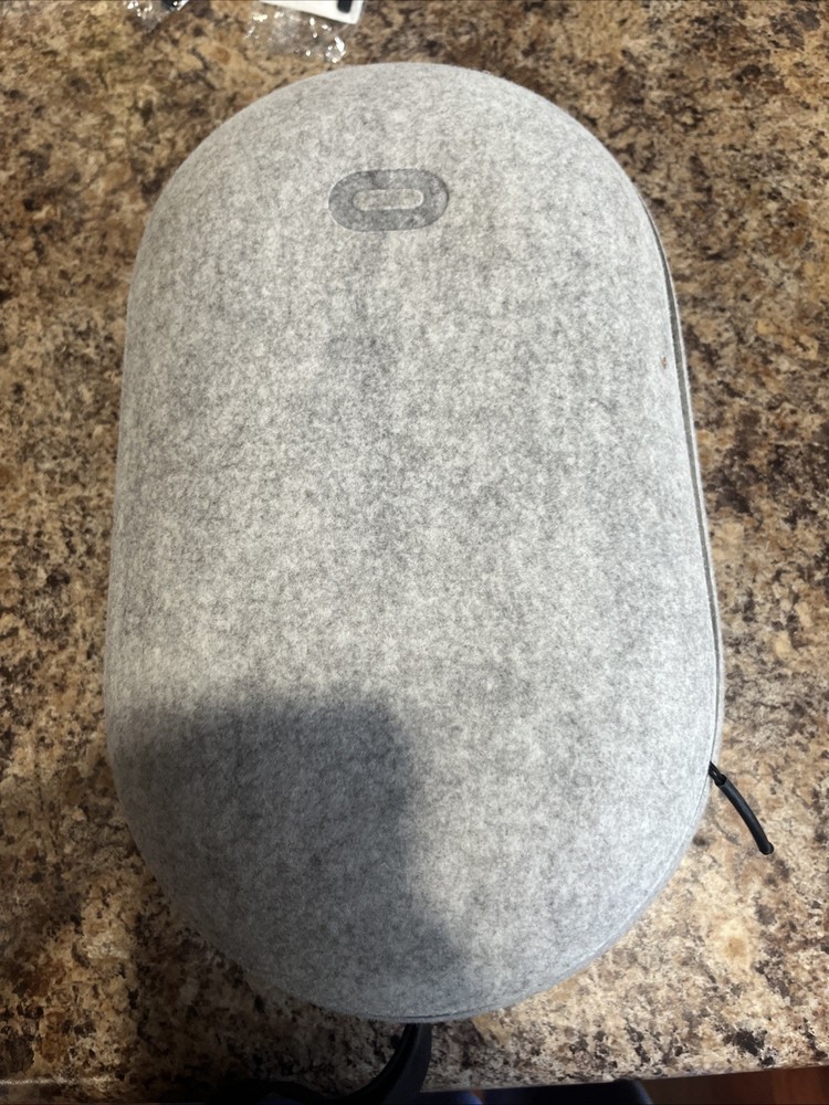Meta Quest Head Set Container