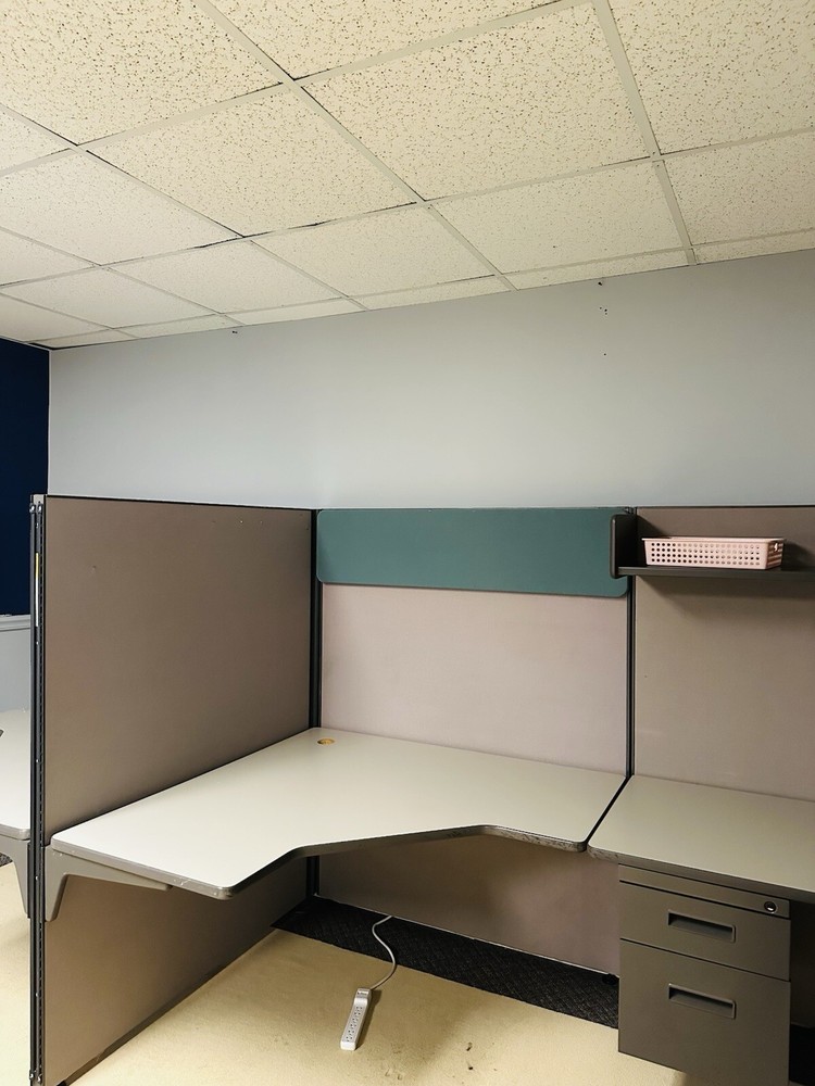 Used Grey Medium Sized Office Cubicles In Good Condition