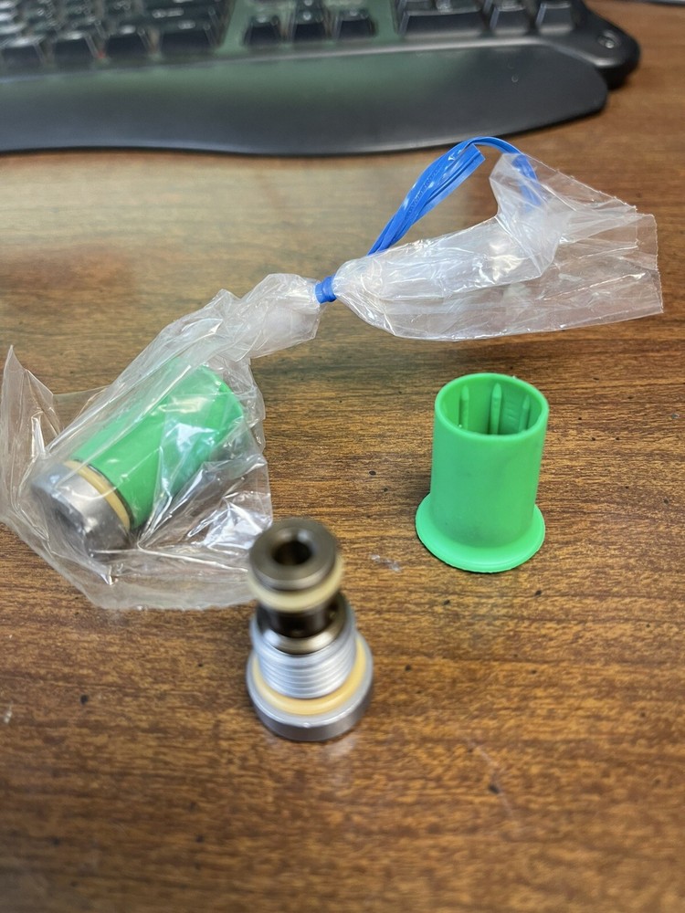 New Skyjack check valve 9-171412