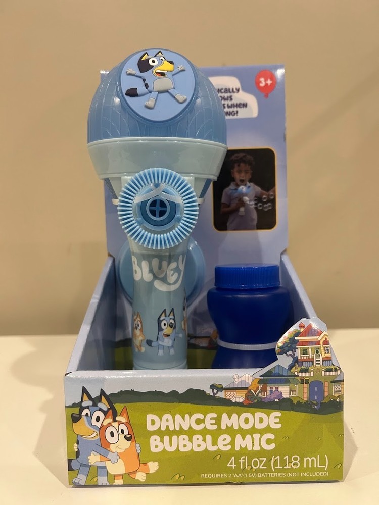 BLUEY Dance Mode Bubble Machine and Toy Microphone  New in Box