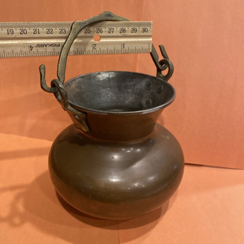Vintage Copper Pot W/ Swing Brass Handle (A)