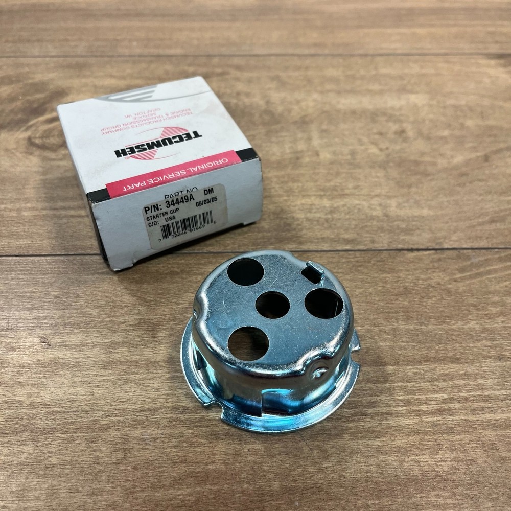 New TECUMSEH OEM NOS ENGINE STARTER CUP / 34449A