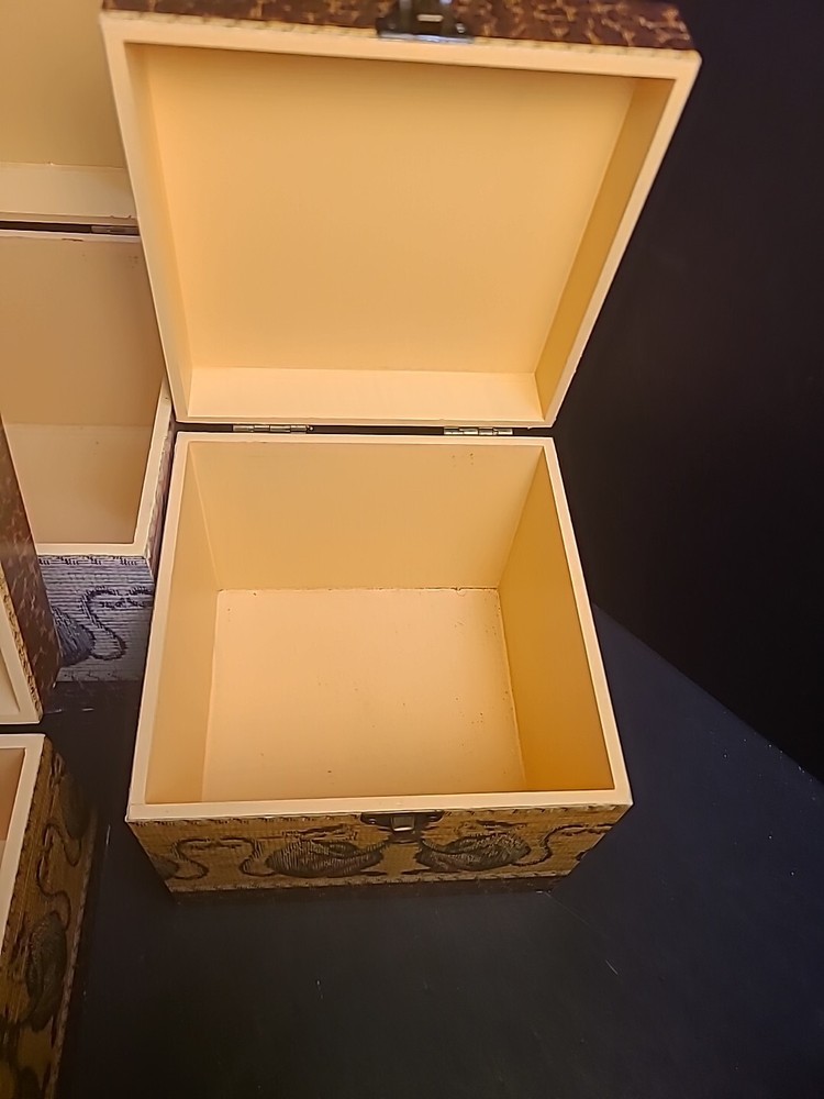 Nesting Boxes Monkeys