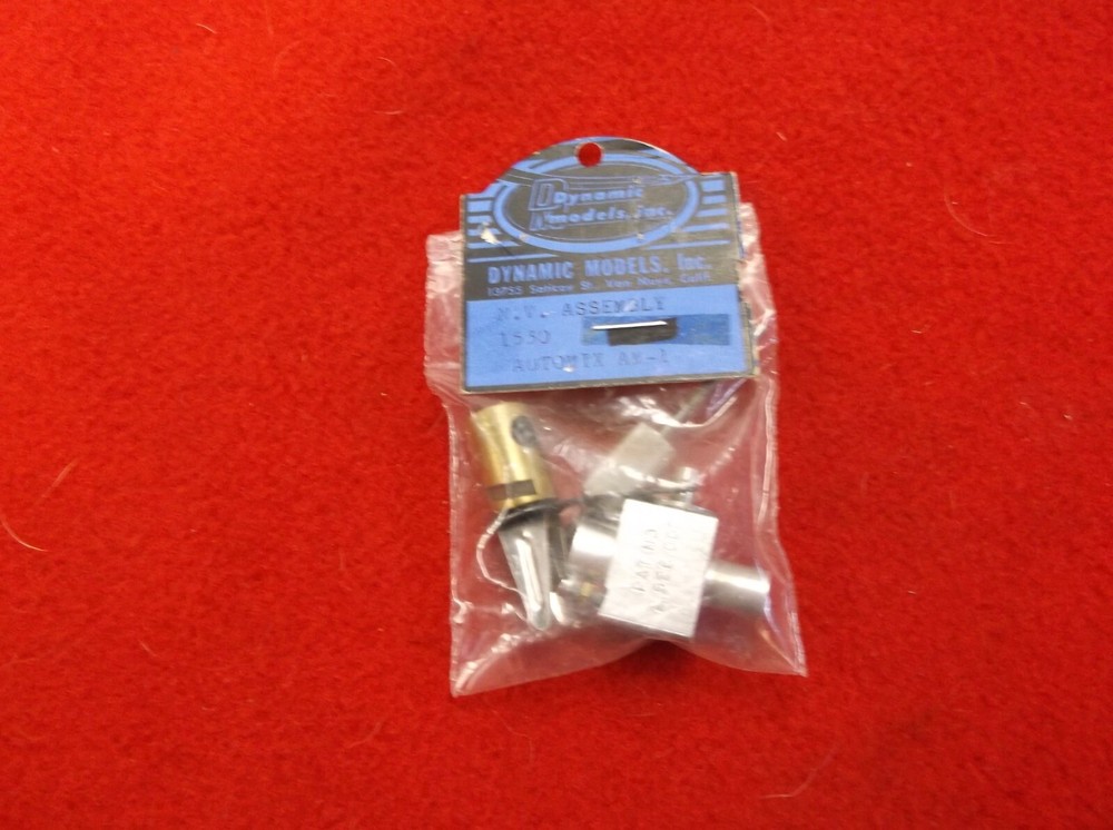NEW -JOHNSON- (DYNAMIC) RADIO CONTROL CARBURETOR ..  SEE PICS