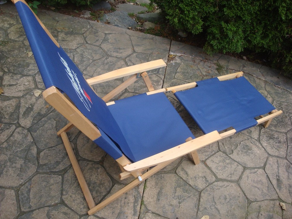 Wood Framed Michelob Light Two-Piece Chase Lounge EX