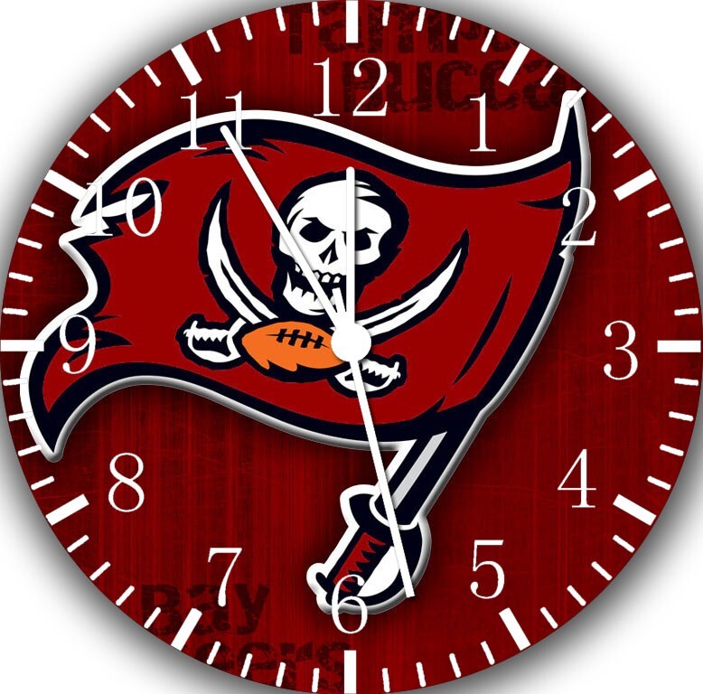 Tampa Bay Buccaneers Wall Clock E275 Personalized option with adding name