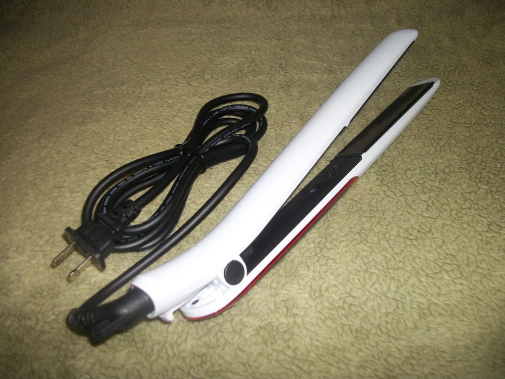 NEW PROFESSIONAL HAIR STAIGHTENER TEMPERATURE CONTROLLED DIGITAL DISPLAY