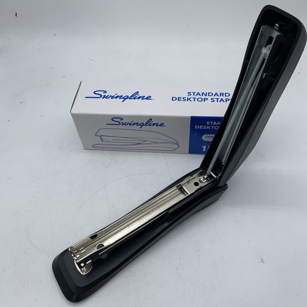 Swingline Standard Desktop Stapler, 15 Sheet Capacity, Black