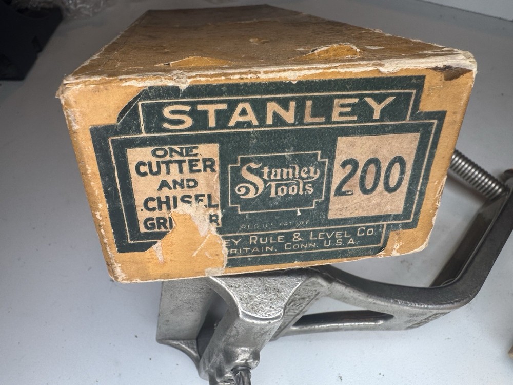 Stanley No 200 Blade Sharpener W/Box (0605)