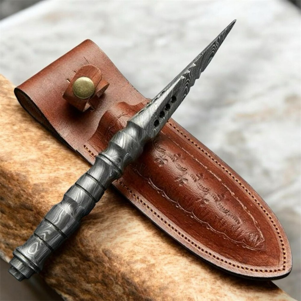 Custom HAND FORGED Damascus Tri dagger/ Spikes with Beautiful handle + Sheath