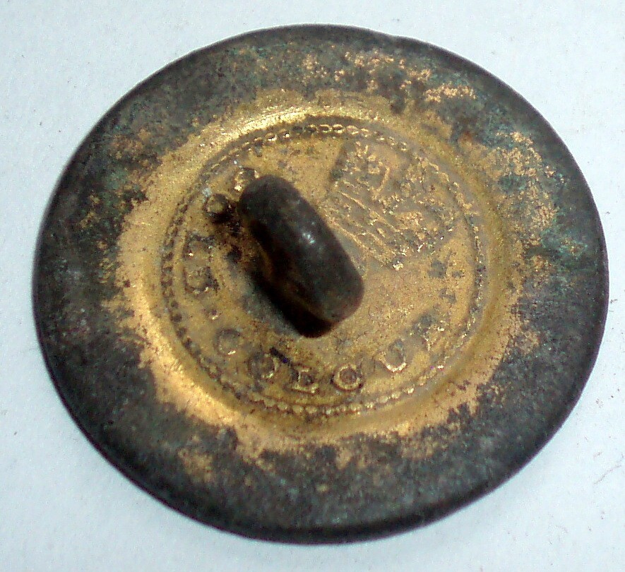 1823 - 1865 ANTIQUE SOLID PEWTER JACKET BUTTON W/ ST EDWARDS CROWN MAKER MARK