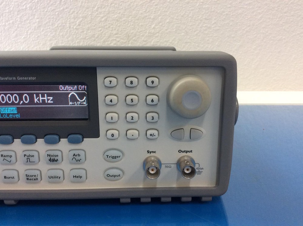 Agilent Keysight 33250A 80 MHz Function Arbitrary Waveform Generator
