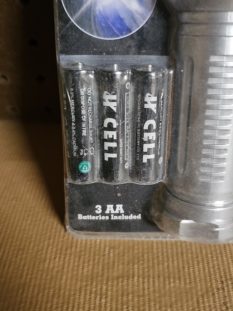 Extra Bright Three Mode LED Flashlight with Handle High/Low/Strobe W/Batteries