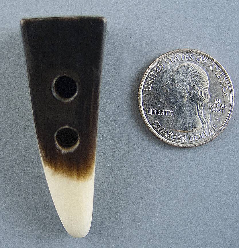 LARGE RUSTIC TOGGLE CLOTHING BUTTON FOR KNITTING & SEWING.