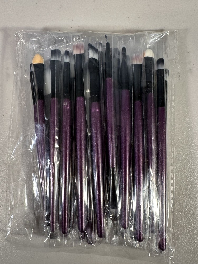 25 Pack Purple & Black Make-up Brushes & Accessories
