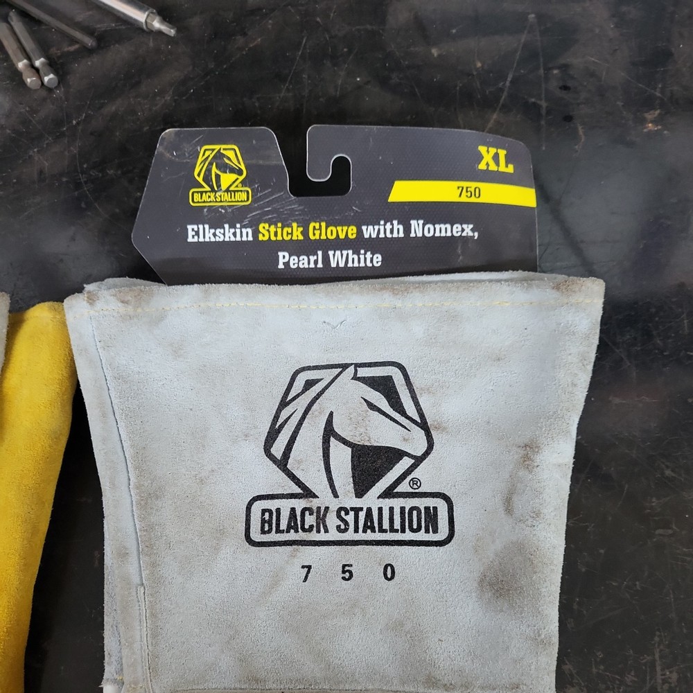 3 sets of welding gloves