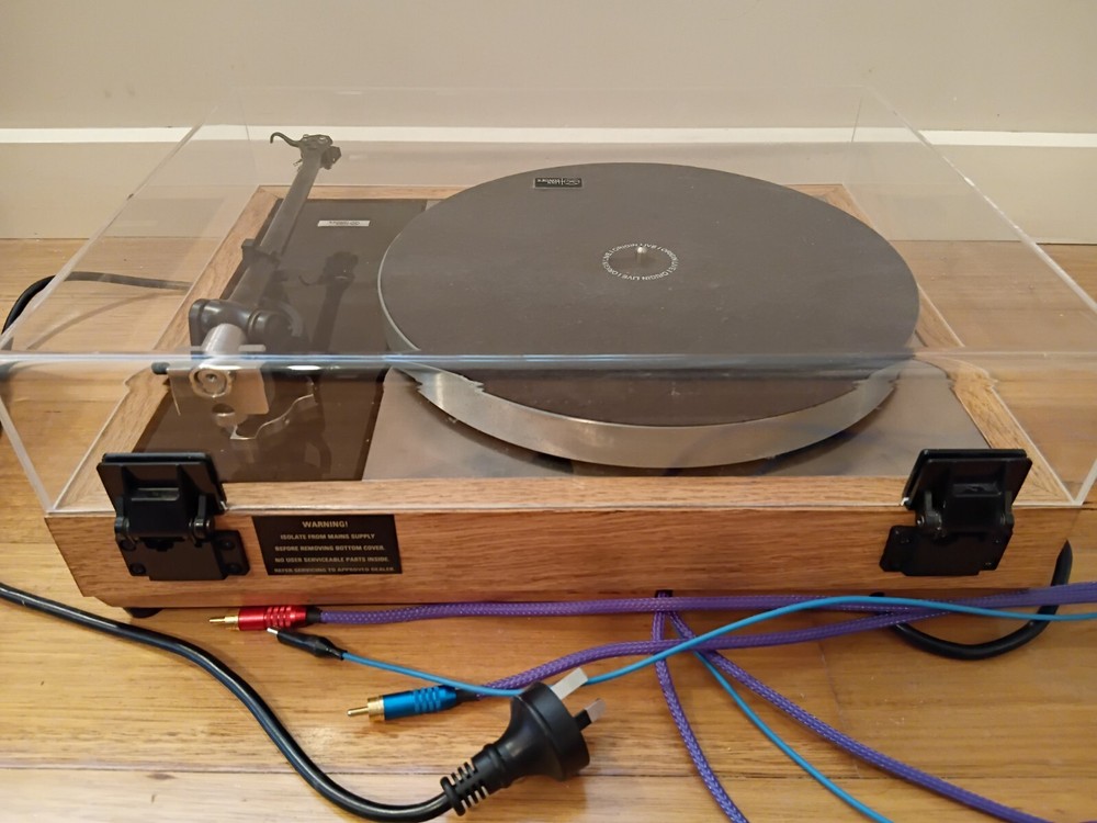 Linn Sondek LP12 Turntable