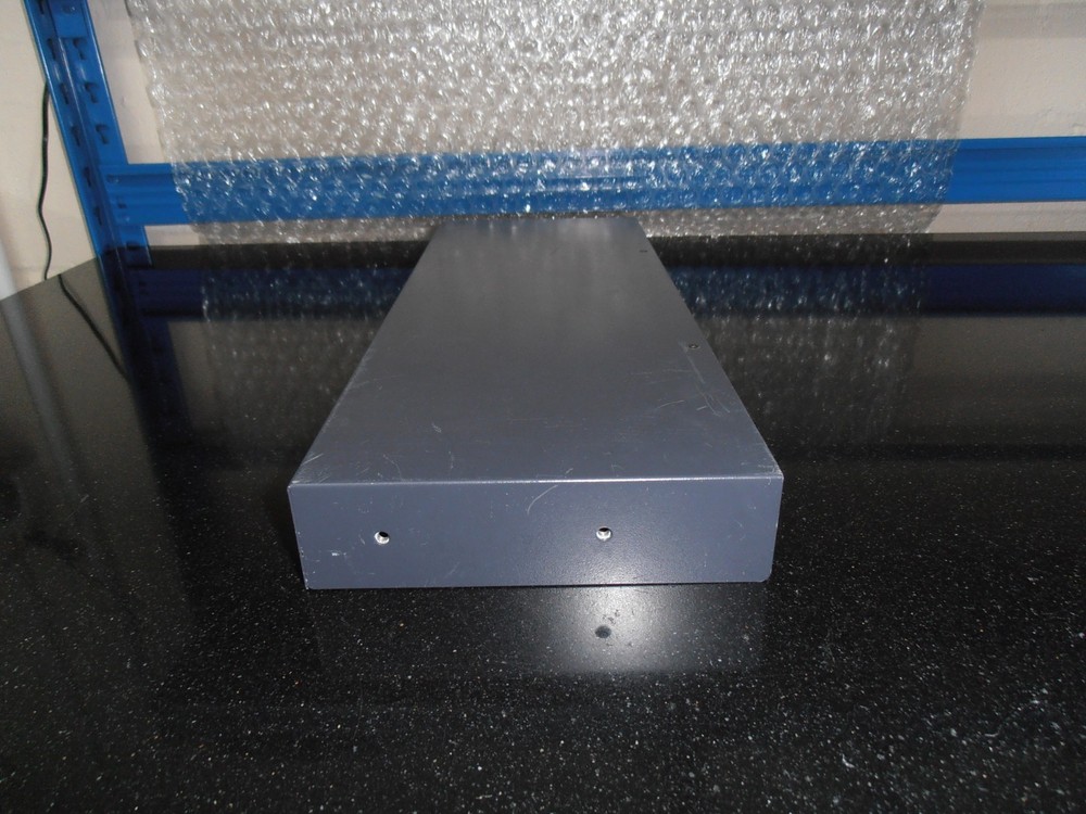 Dell PowerEdge 180AS CMN: 1012 KVM Console Switch