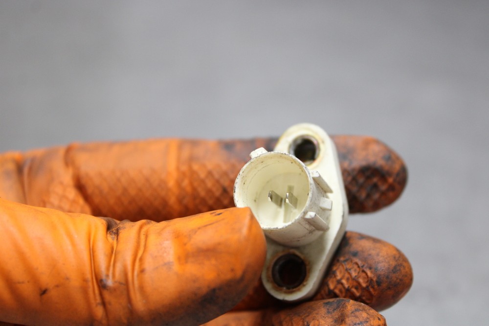 03-04 Honda 600RR Air Temperature Temp Sensor