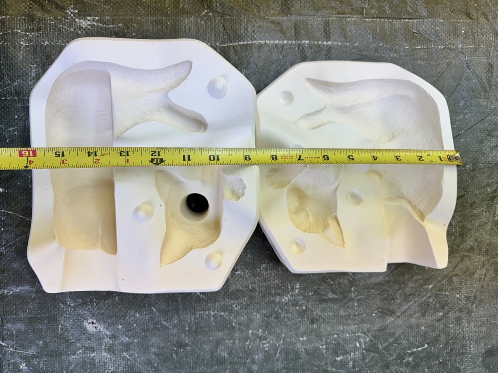 VINTAGE SCIOTO CERAMIC MOLD #S-2175 CAT SHELF SLEEPER