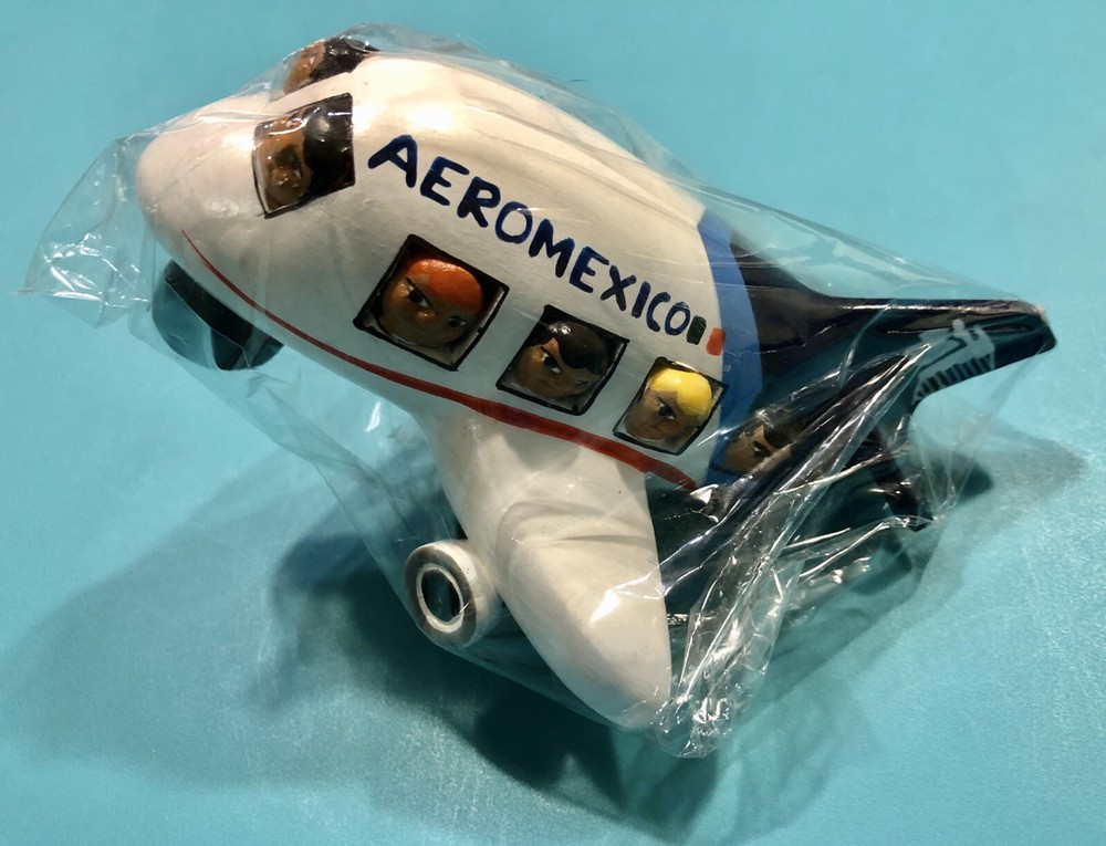 HAND PAINTED AEROMEXICO CERAMIC PLANE