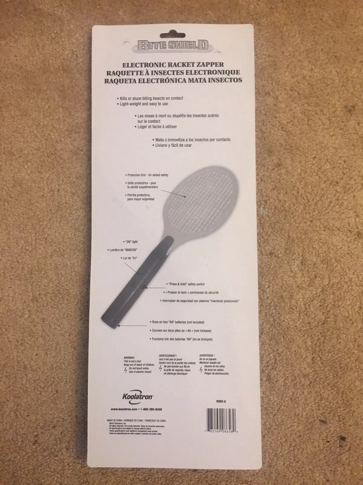 Bite Shield Electronic Bug Racket Zapper Kills Insects Mosquitoes Flies (2XAA)