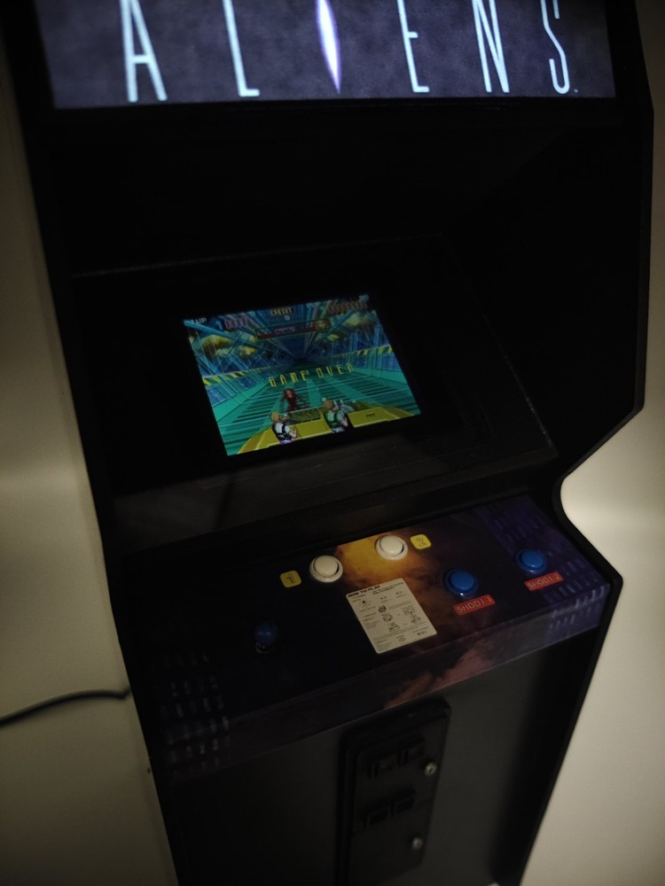 Aliens, 1/6 scale mini working arcade cabinet.