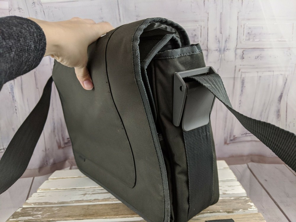 Targus Messenger Bag for Dell Computer Laptop Gray