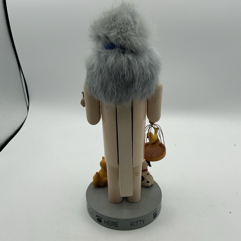 Rare -Vintage Nutcracker Village Veterinary Nutcracker- 2000